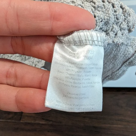 ONE SEPTEMBER Anthropologie gray knit and lace pull-over crewneck sweater - Picture 3 of 7